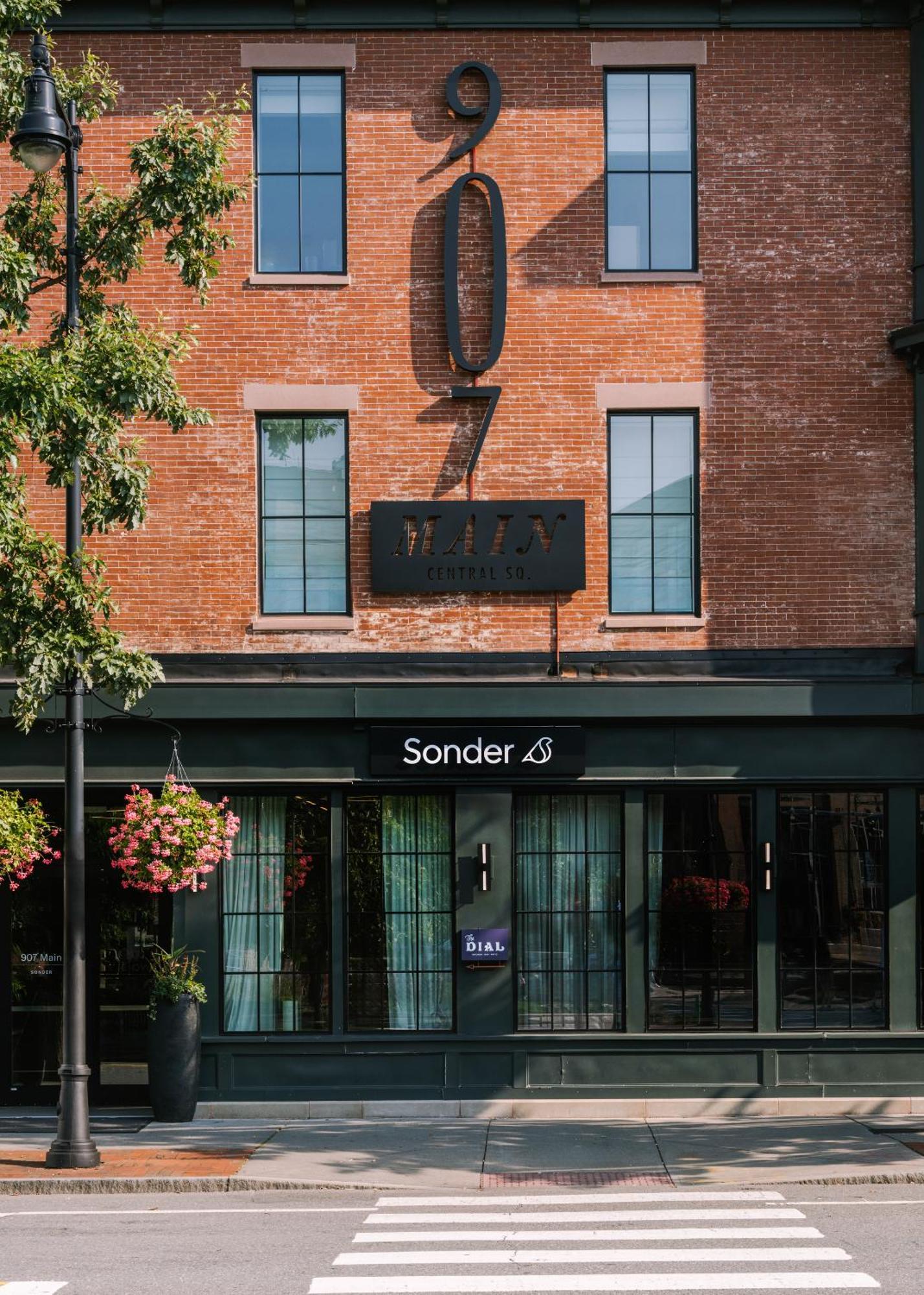 Hotel 907 Main Square, Sonder By Marriott Bonvoy