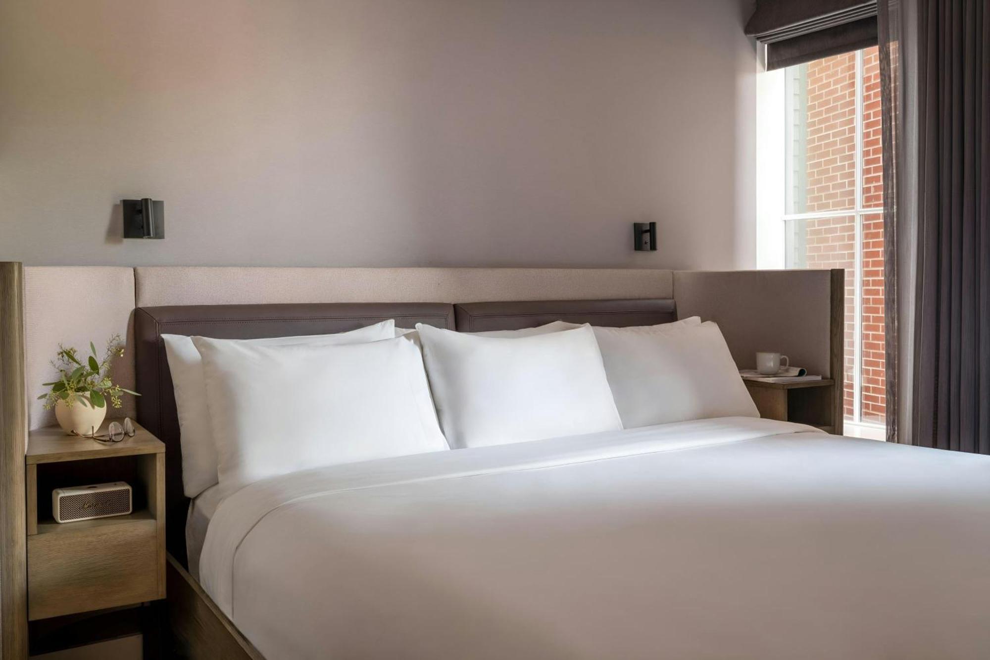 Hotel 907 Main Square, Sonder By Marriott Bonvoy 4*